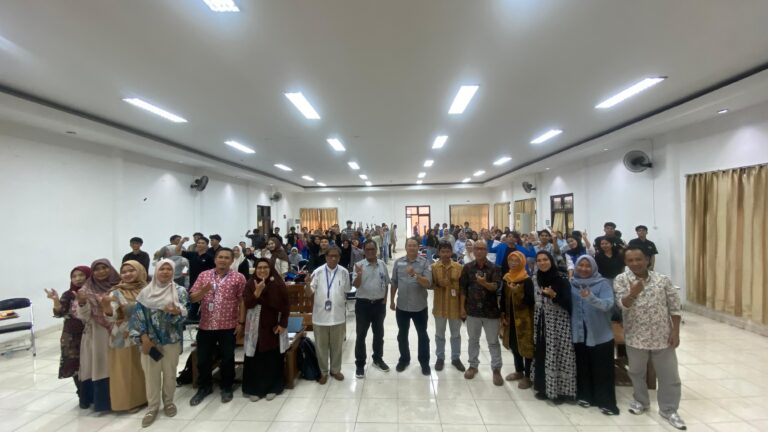 FISIP UNTAD Matangkan Borang Akreditasi LAMSPAK Melalui Workshop Intensif